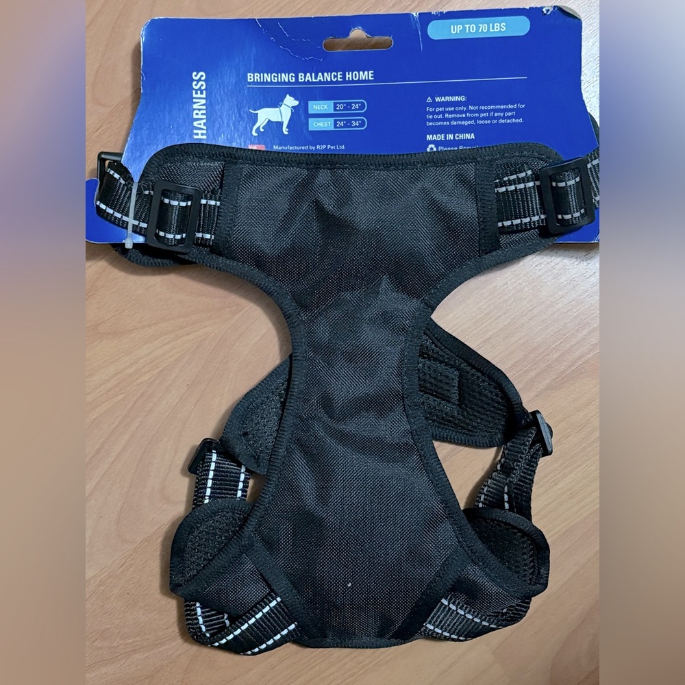 Cesar Millan dog harness up to 70 lbs.